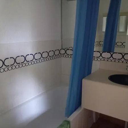 6 Pers, 2 Chambres, Terrasse + Piscine + Parking A 150m De La Mer- Ref Pl048 *